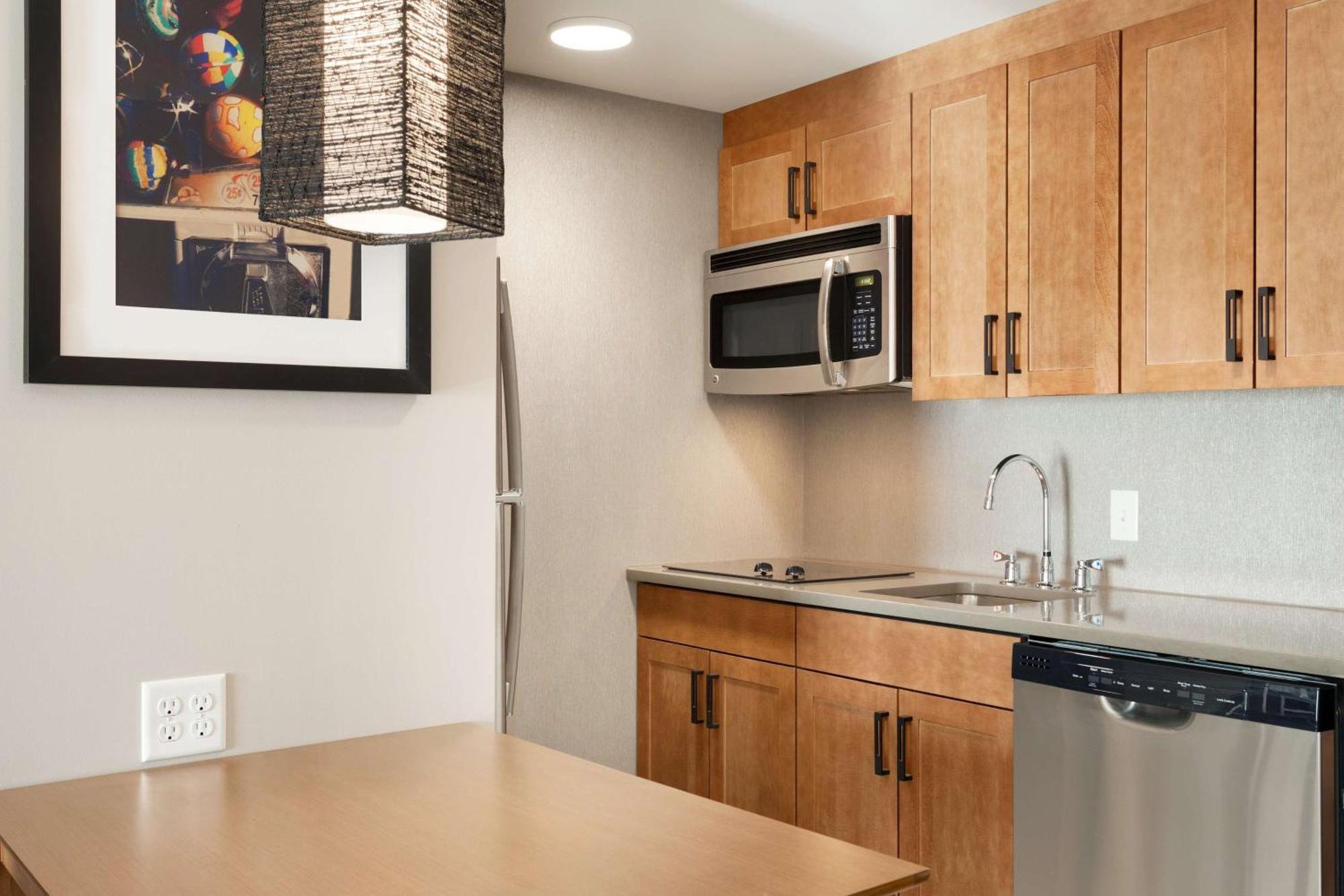 Homewood Suites By Hilton Syracuse - Carrier Circle Восток Сиракьюс Экстерьер фото